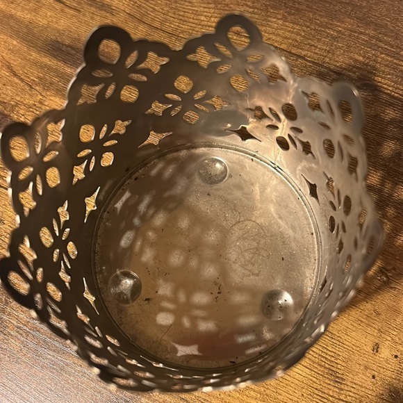 Bath and Body Works Candle Holder - Picture 3 of 3